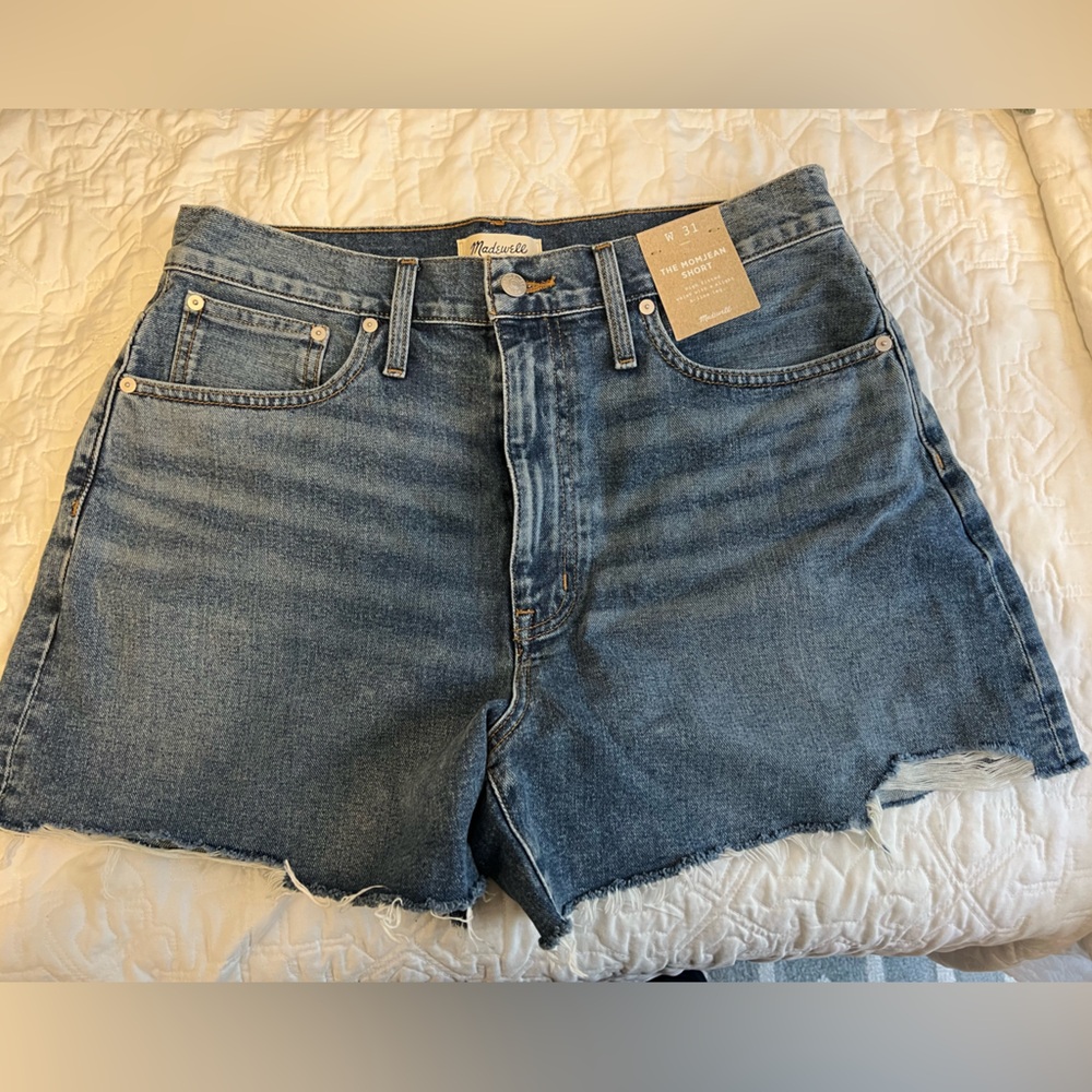 NWT - Madewell Mom Jean - Size 31